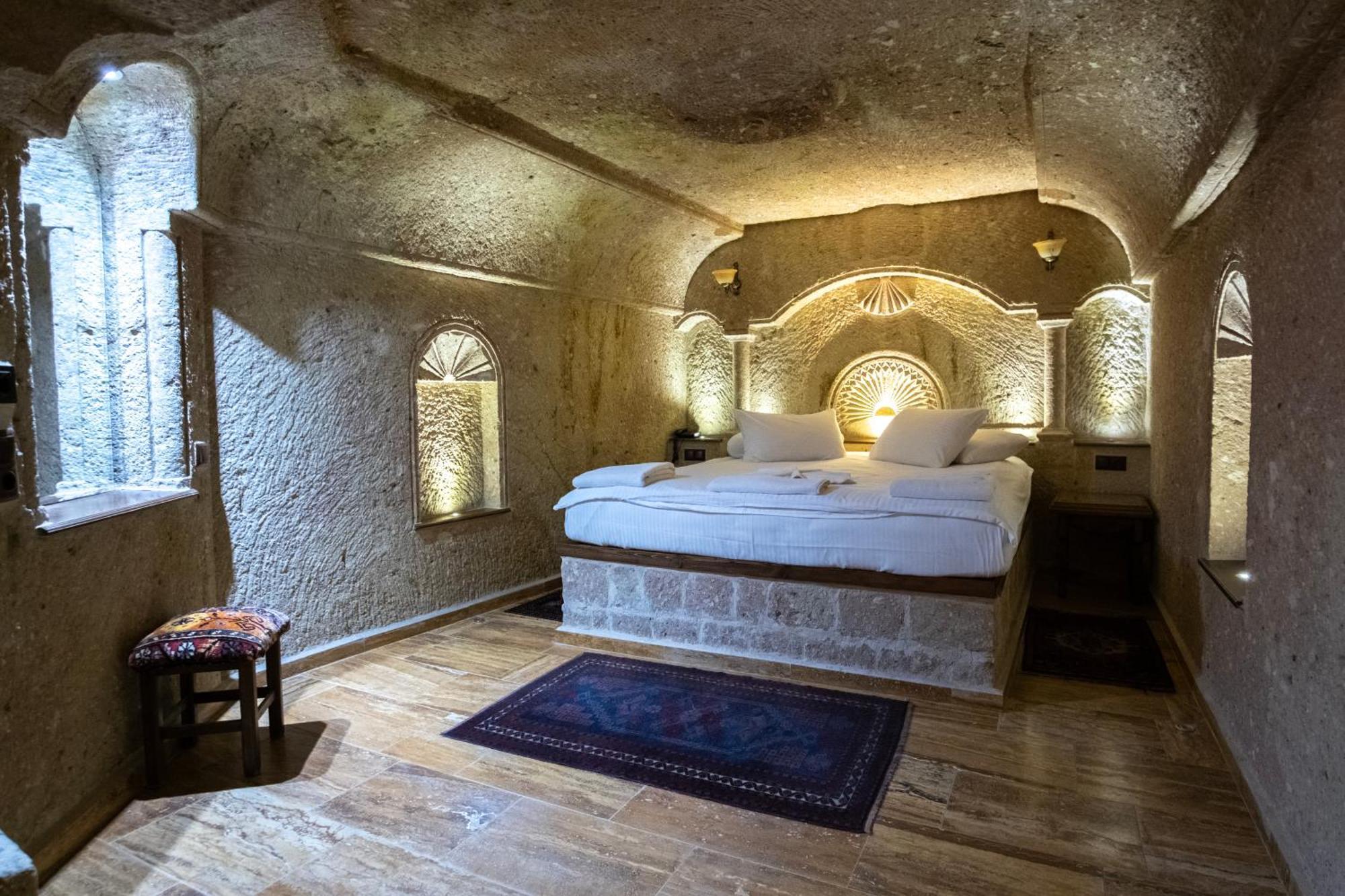 Kemerhan Cave Suites Ürgüp Bagian luar foto