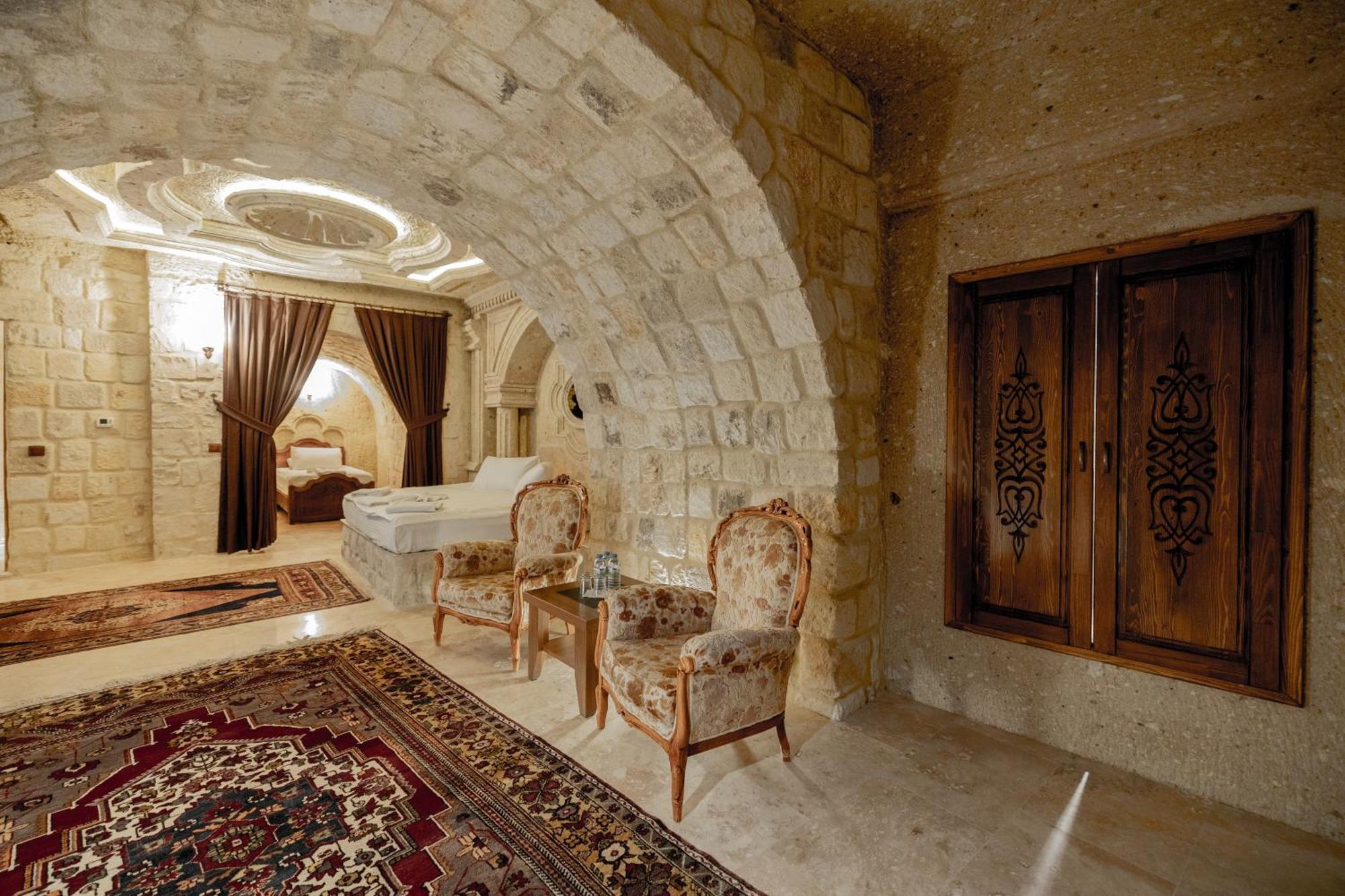 Kemerhan Cave Suites Ürgüp Bagian luar foto