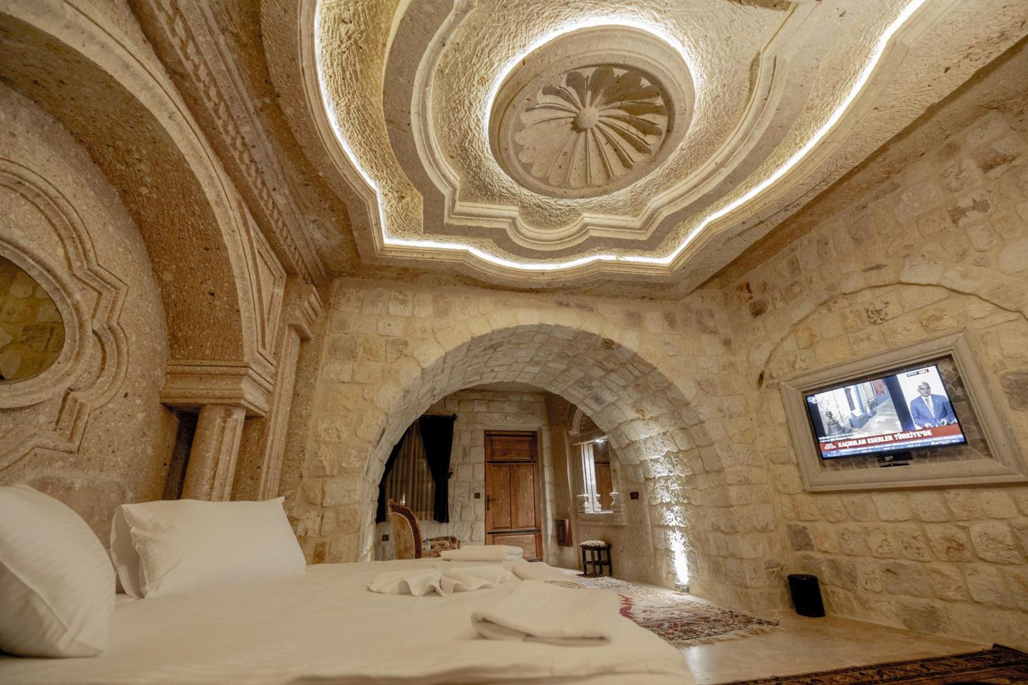 Kemerhan Cave Suites Ürgüp Bagian luar foto