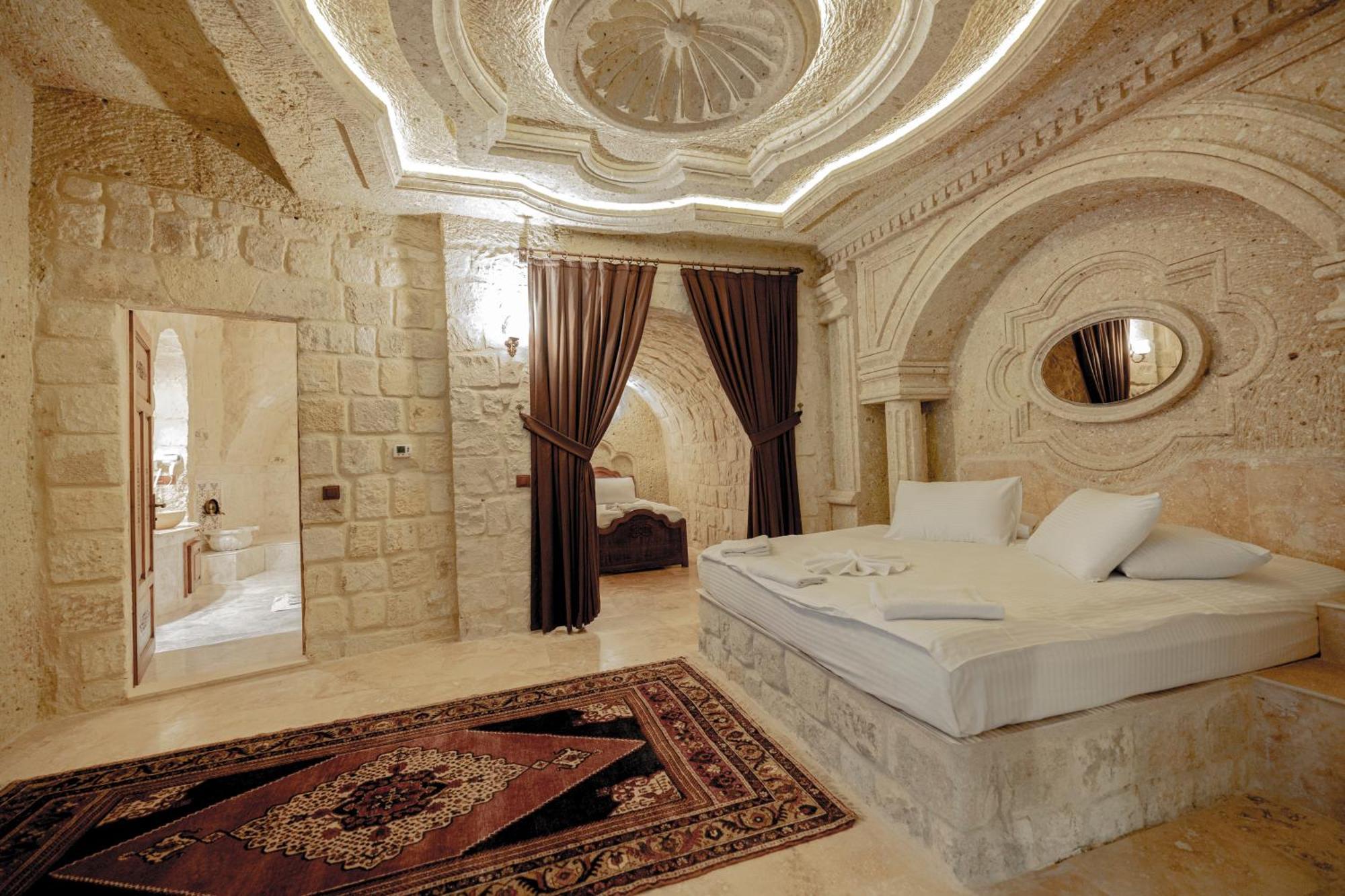 Kemerhan Cave Suites Ürgüp Bagian luar foto