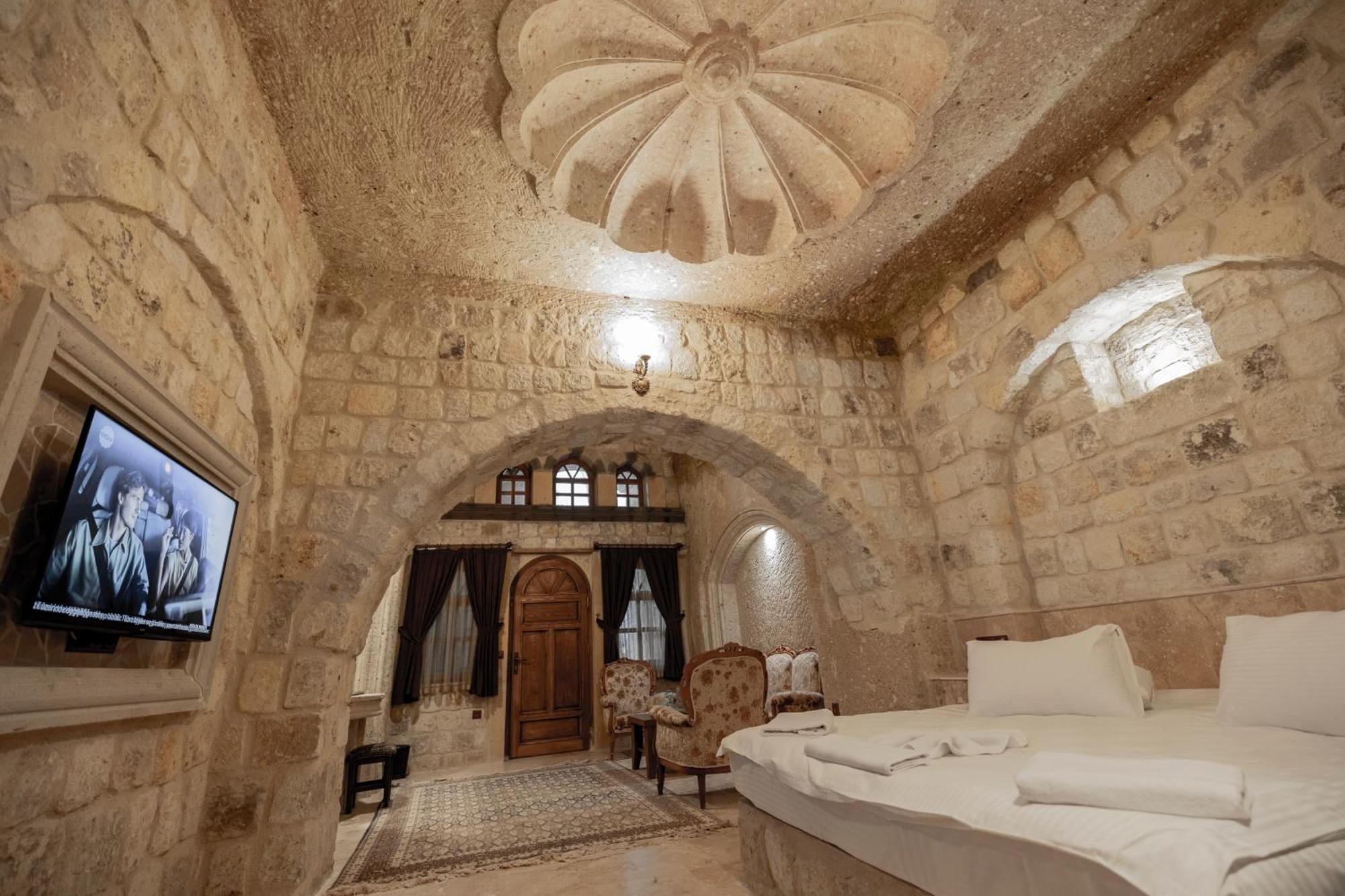 Kemerhan Cave Suites Ürgüp Bagian luar foto